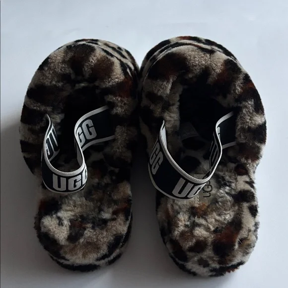 UGG Flufg Yeah Slippers - Picture 3 of 9